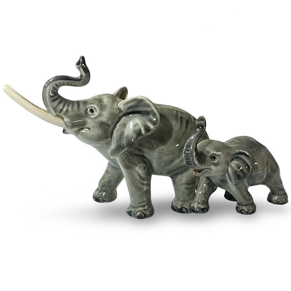 Goebel Porcelain Elephant Mother and Calf Figurine